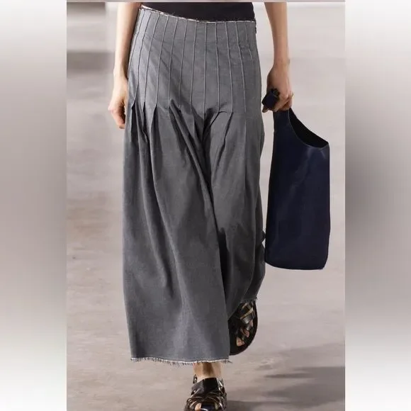ZARA BNWT 2024. BLUE GREY PLEATED MIDI LONG SKIRT Skirts